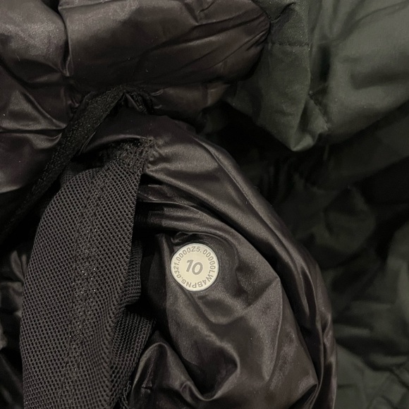 Lululemon Insulated Quilted Pullover Jacket Size 10 - Picture 6 of 8